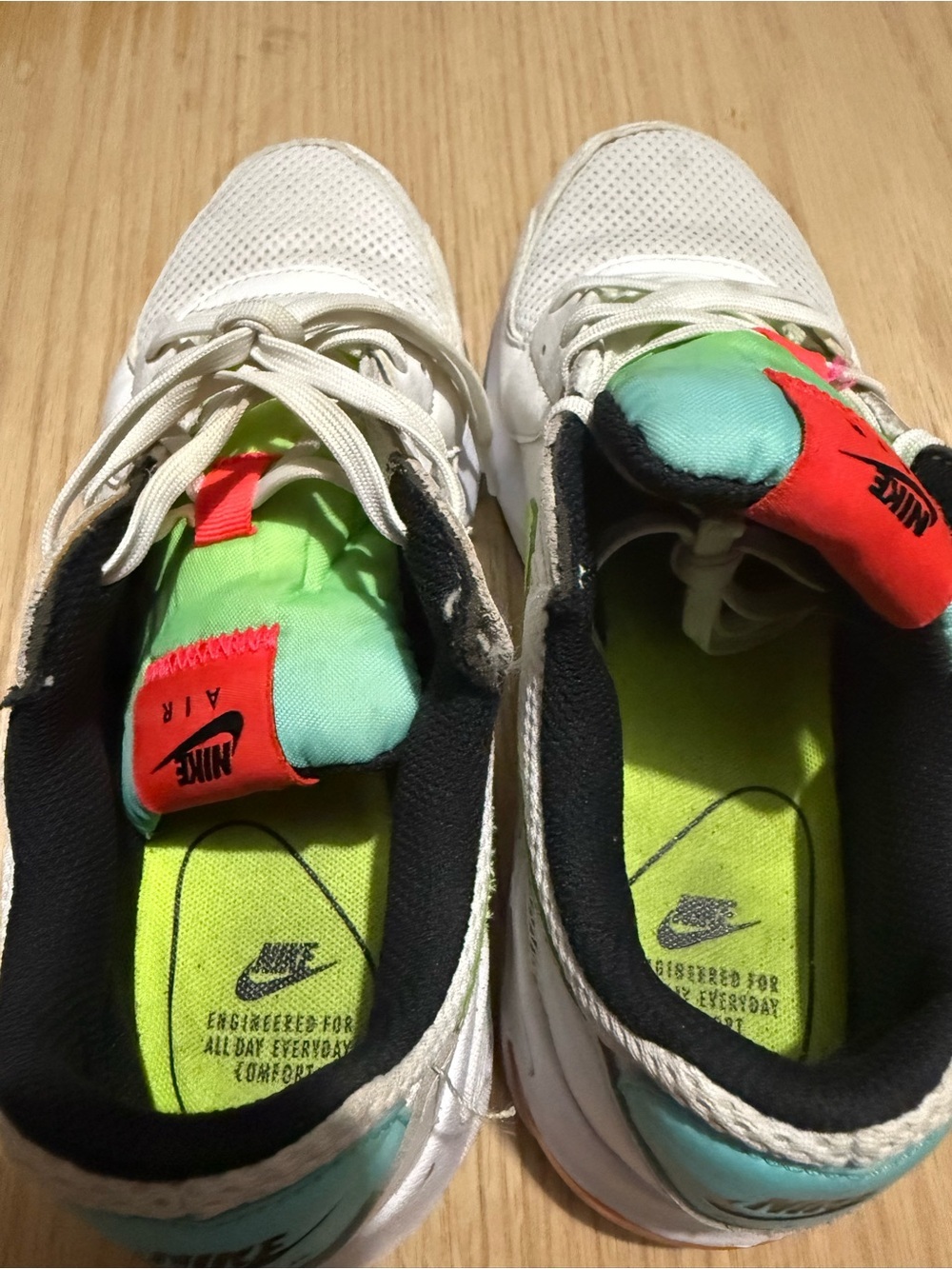 Women’s Nike Air Max Excee white volt sneakers, good condition - Picture 5 of 7
